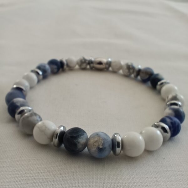 Howlite/Sodalite