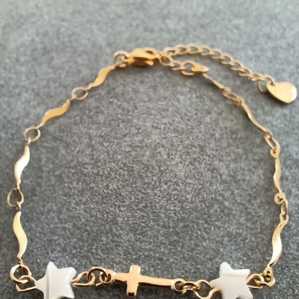 Croix étoilée